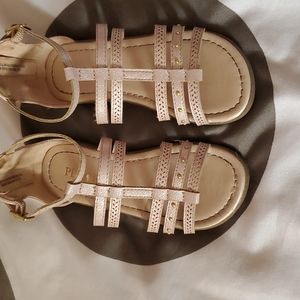 Girls sandals